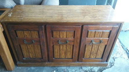 Tv stand