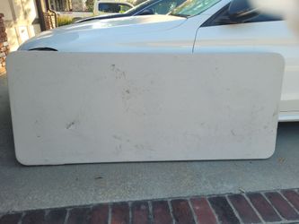 Used Good Condition Lifetime Portable Outdoor Plastic Table 8 Ft.