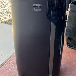 Portable AC (Great Condition)