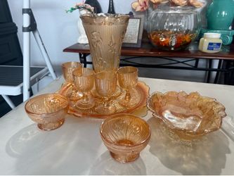 Depression area glass lot