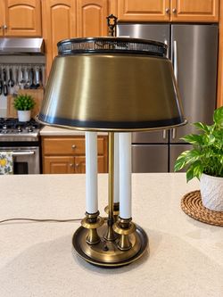 Vintage Brass-Tone 3-Light Table Lamp w/ Metal Shade