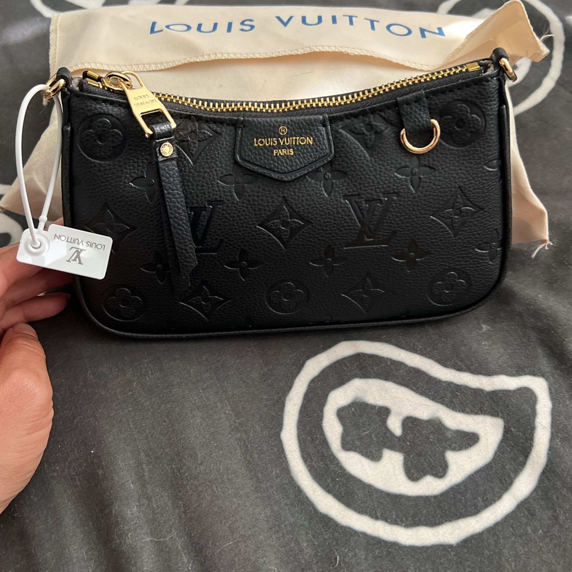 Louie Vuitton Purse for Sale in Plano, TX - OfferUp