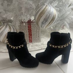 Karl Lagerfelt Bootie Size 39