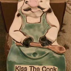 Kiss the Cook He’s  Worth It  Wall Plaque 