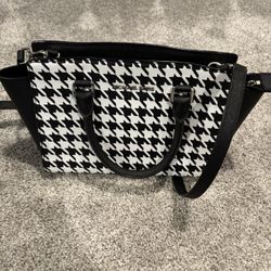 Michael Kors Woman’s Handbag 