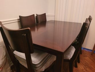 Wood dining table, 5 chairs