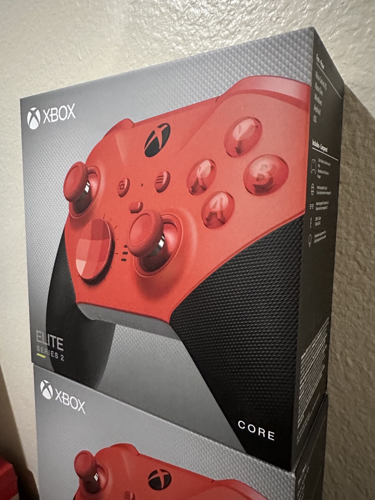Xbox ELITE series 2 Core (NEW)