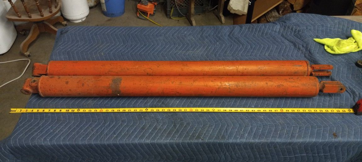 Two Hydraulic Cylinders