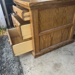 End Table /coffee Table With Three Draws