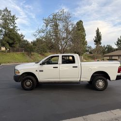 Dodge Ram 2500 Crew Cab ST Diesel 4x4