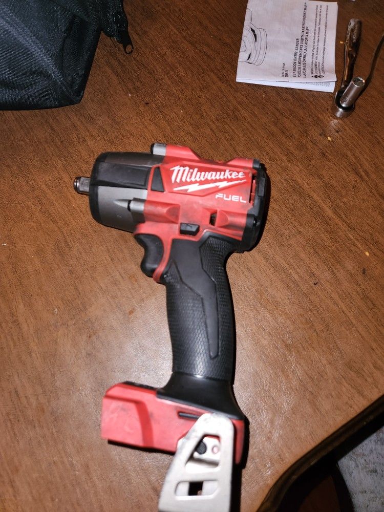 Milwaukee M18 FUEL 1/2" Mid-torque Used Impact Wrench Tool-only Used Good. Firm Price🛑