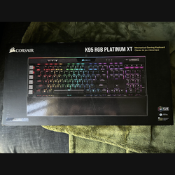 Corsair Gaming Mechanical Keyboard - K95 RGB PLATINUM XT