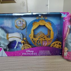 Cinderella Set   Brand New!