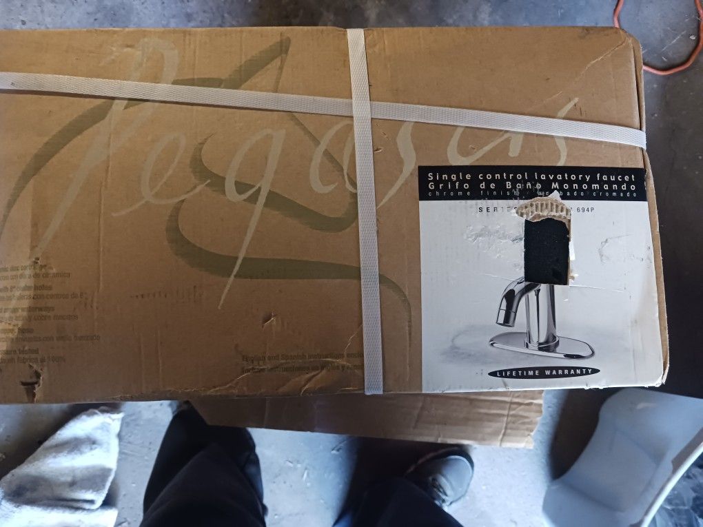 Brand New Laboratory Faucet
