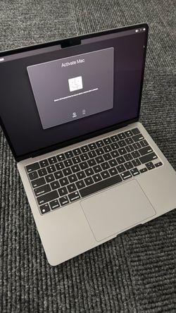 MacBook Air 13 LIKE NEW