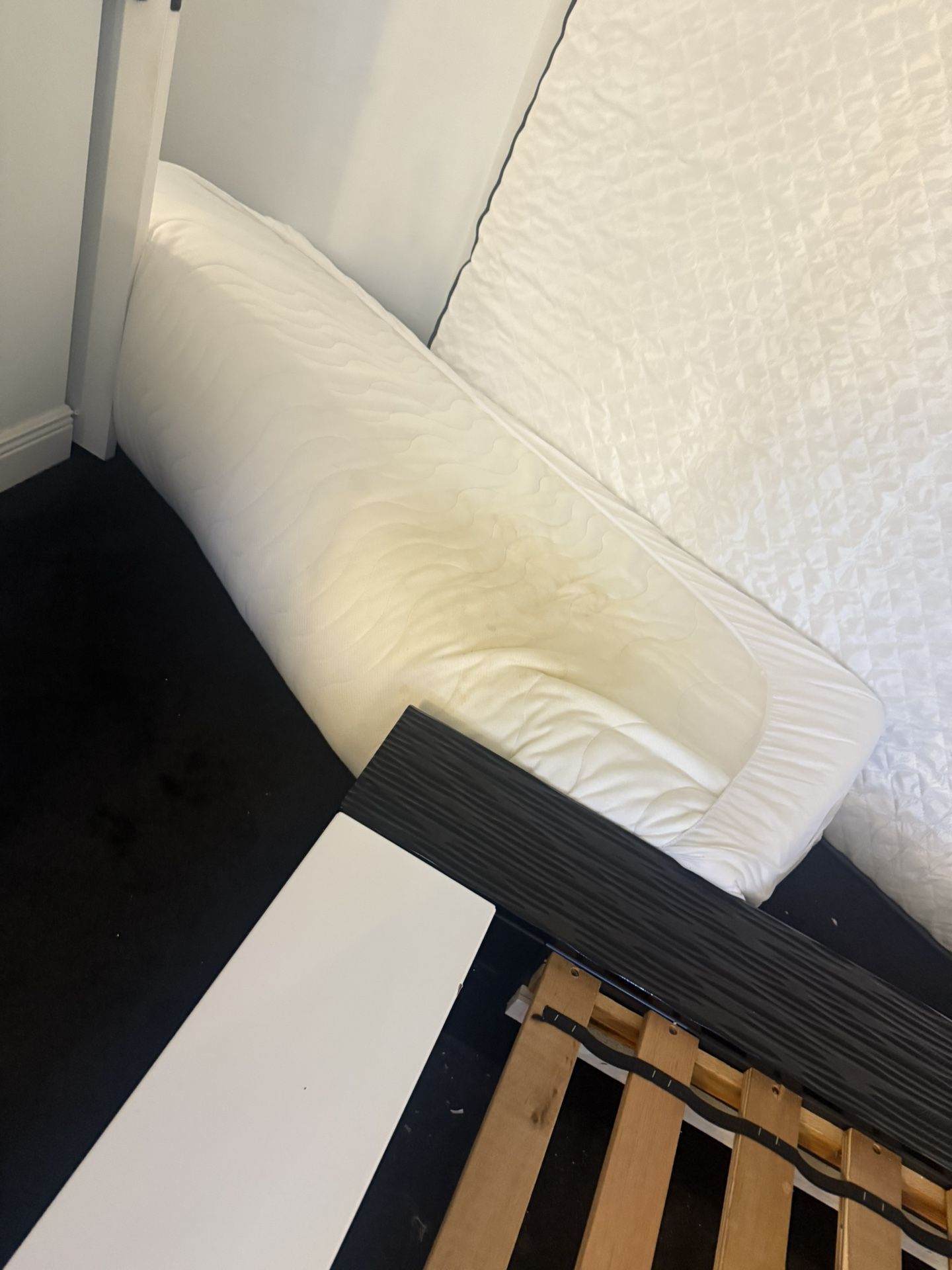 KING MATTRESS ONLY FIR SALE