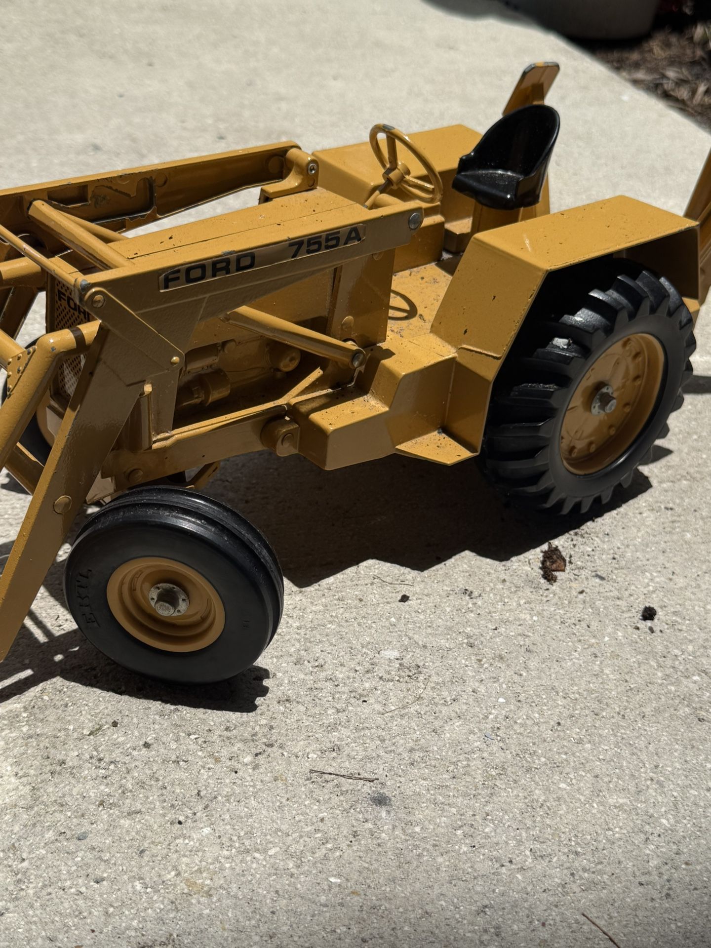 Ford 755A