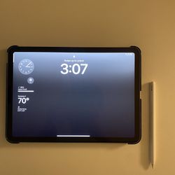 iPad Air 4 + Apple Pencil + Case + Paperlike Screen Protector - 64GB - Great for Students!