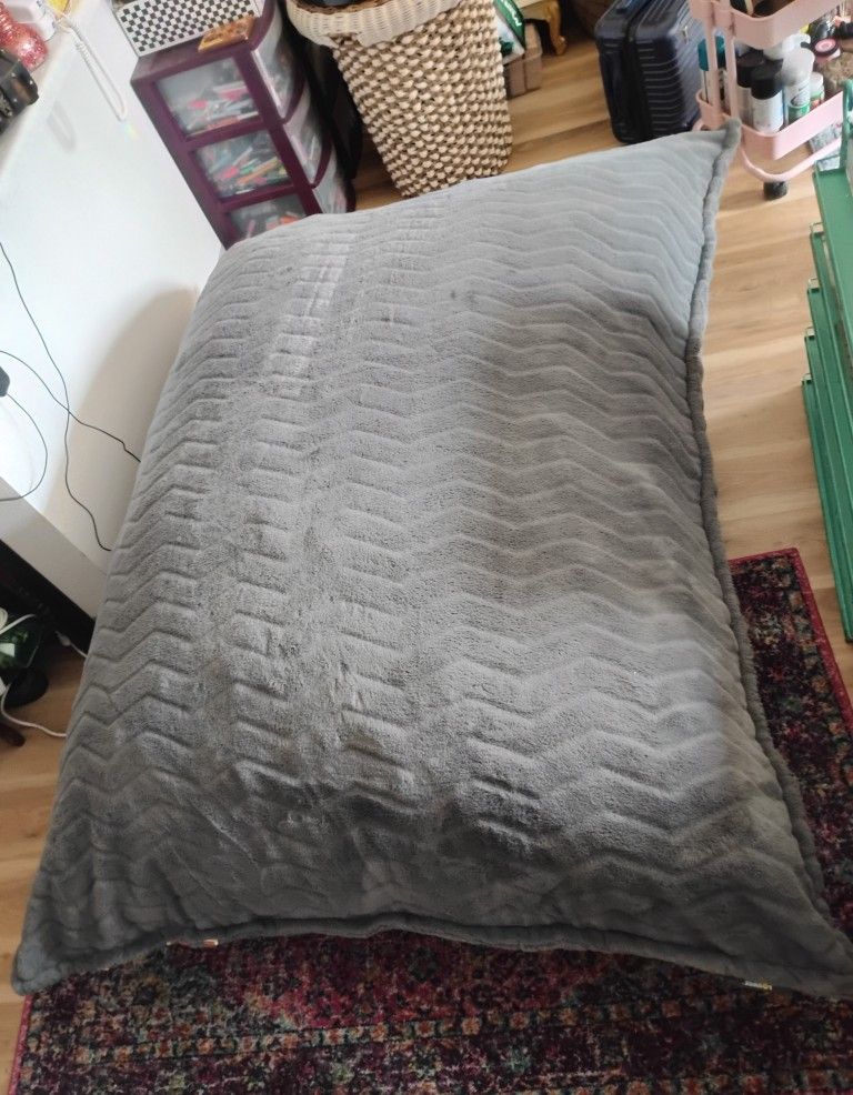 Huge Oversized Beanbag!!