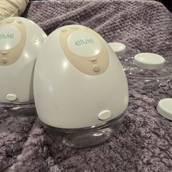 Elvie Breast Pump (Double)