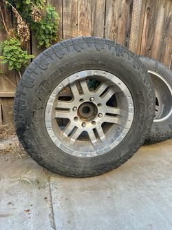 Strongman Deadlift Tires