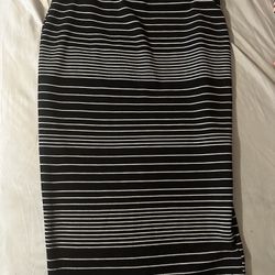 Medium White and black stripe pencil skirt 