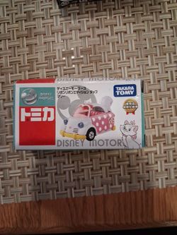 Takara Tomy Tomica Disney Motors Marie Cat Die-Cast Car