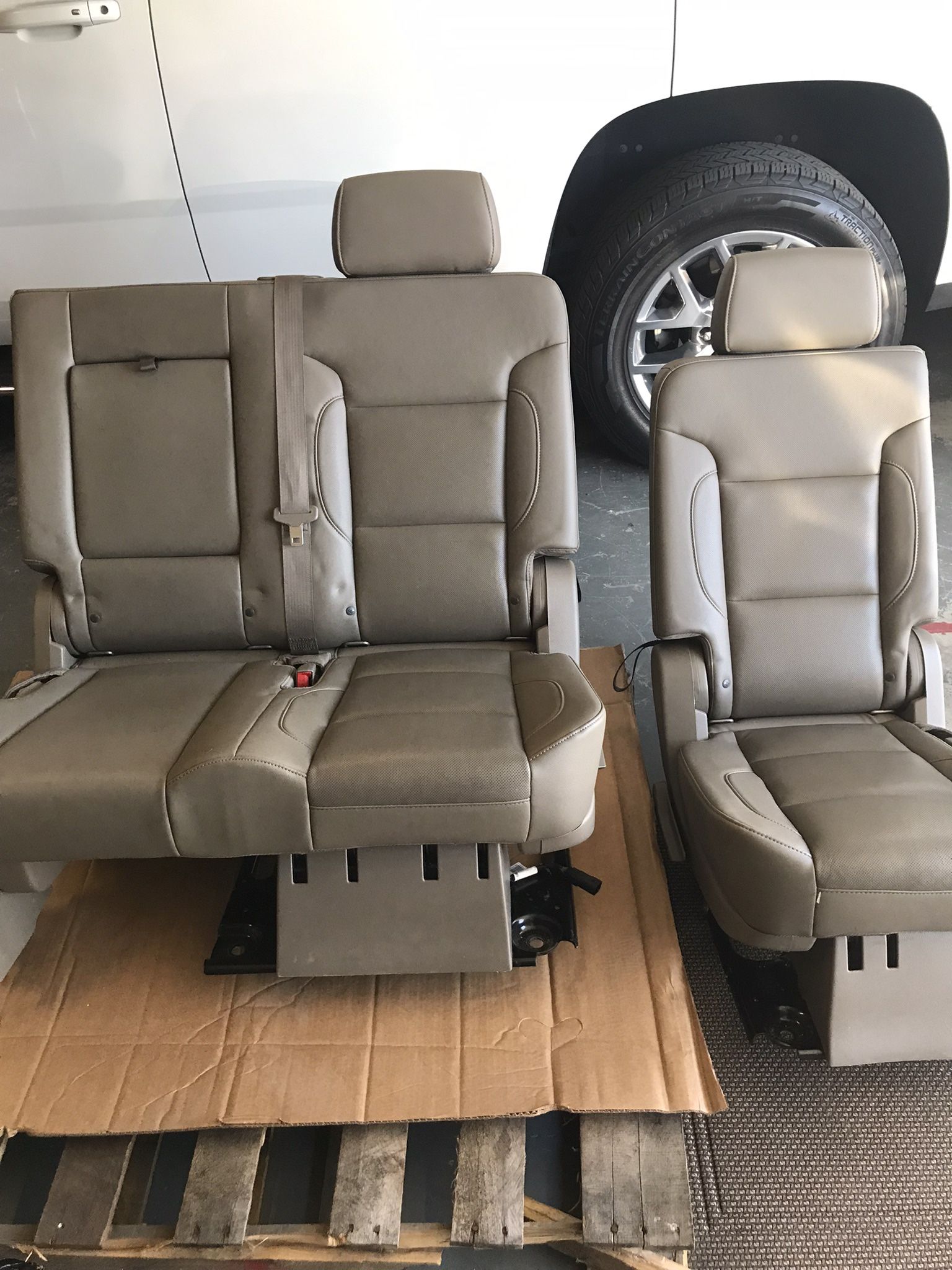 2nd (second) Row Bench Seat for Yukon or Tahoe
