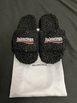 Balenciaga • Slides