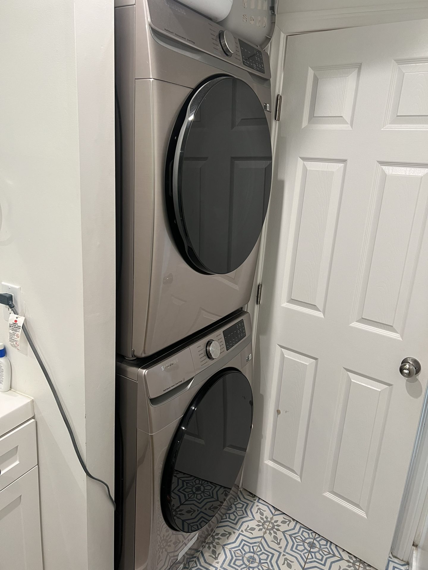 Washer/ Dryer Set