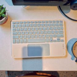 Bluetooth Keyboard 