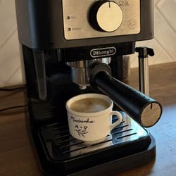 ☕ De’Longhi Espresso Machine – Great Deal!