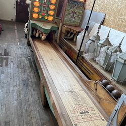 Arcade Amusement Bowling Games 