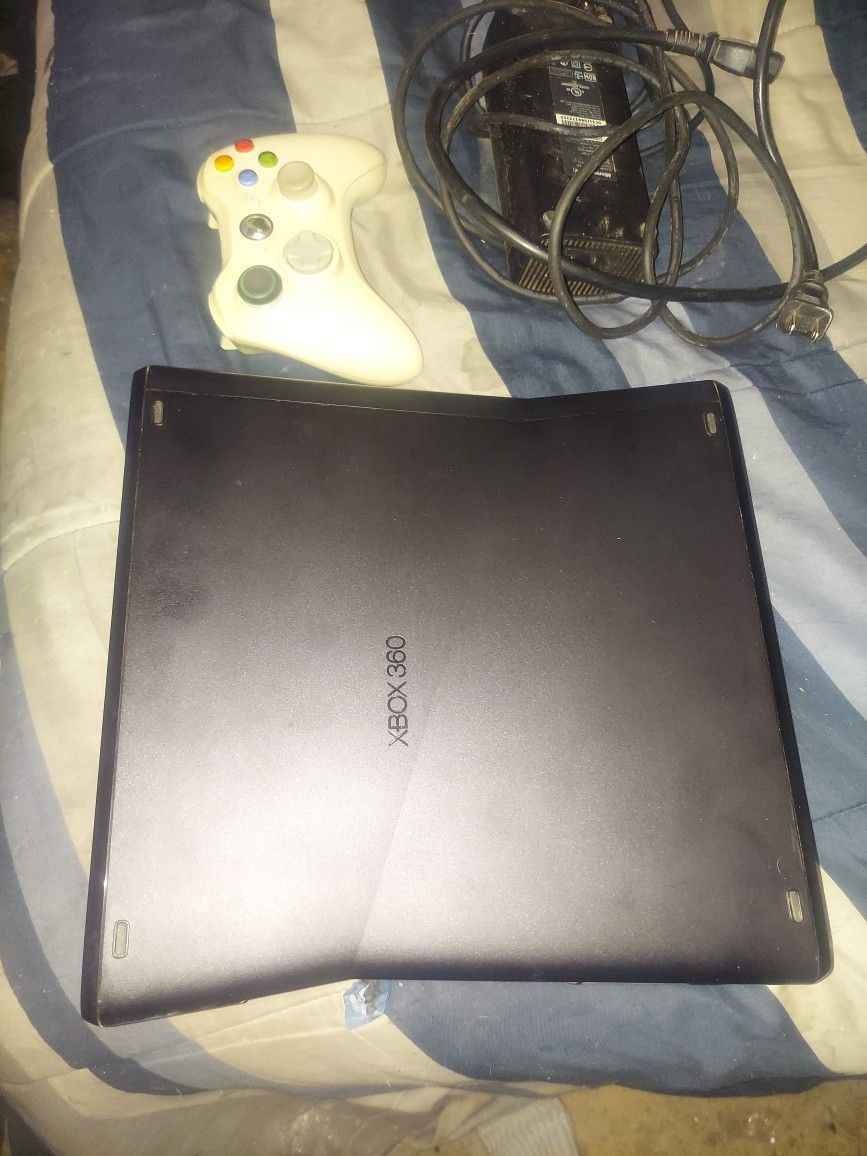 Xbox 360 With 26 Games