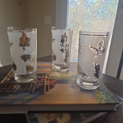 Vintage Gold Leaf Glass Set – Set of 3