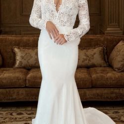 New Wedding Dress Never Worn