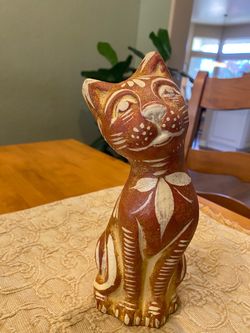 Vintage Mexico tagged terracotta clay cat sculpture. Southwest decor. Rustic/ farmhouse/ cottage.