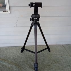Onn 52" Aluminum Camera/Smartphone Tripod Adjustable Height, Light Weight, Mount