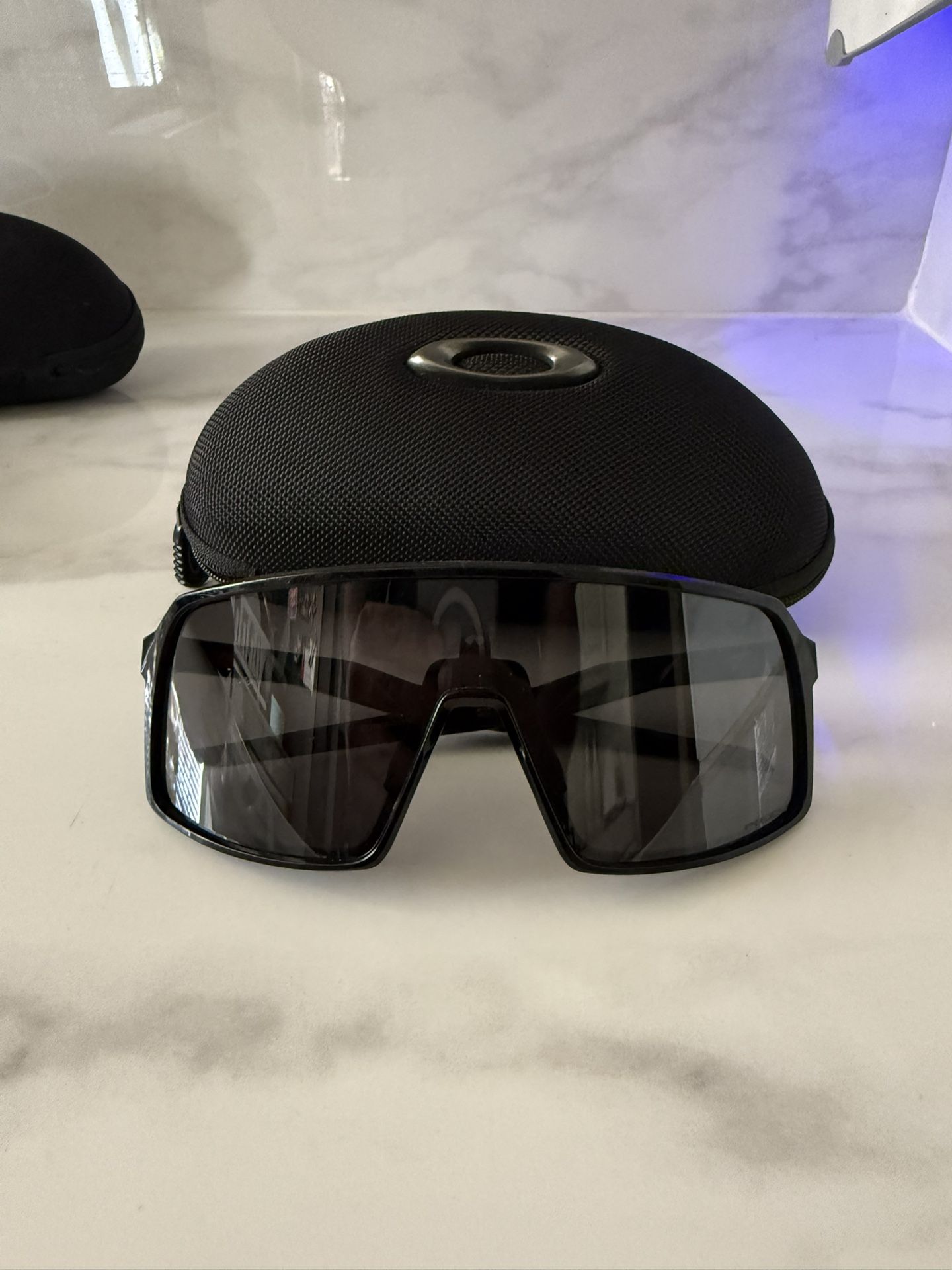 Oakley Black Sutro Prism