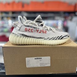 Yeezy Boost 350 V2 Zebra Size 8