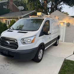 2018 Ford Transit 