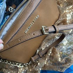 mk purse