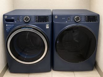 GE Front-Load Washer and Dryer Set – Sapphire Blue