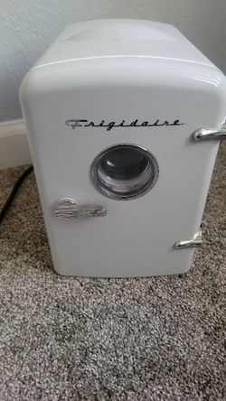 Frigidaire Personal Mini Fridge $15