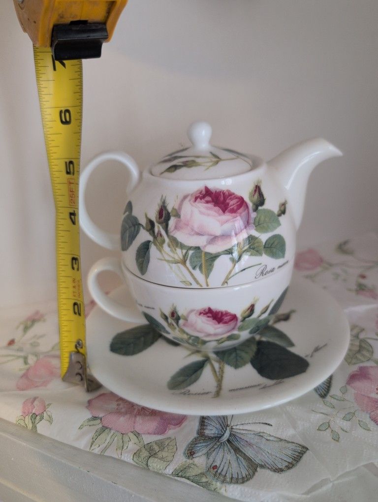 Roy Kirkham Tea For One Tea Set