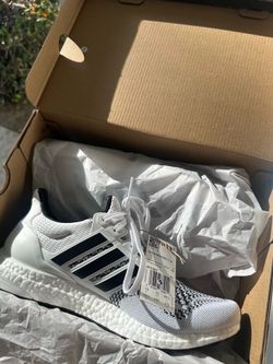 Adidas Ultraboost 1.0 10.5US(M)  W/B/W