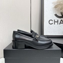 Chane1 Women’s Leather Shoes With Box New 
