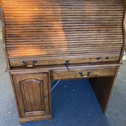 Wooden Roll top Desk w/ Lock & Key 