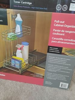 Pull out cabinet organizer