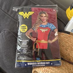 Wonder Woman Accessory Kit